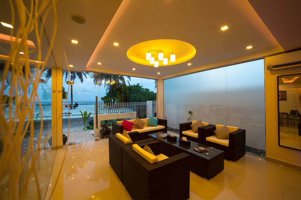 The White Harp Beach Hotel Malé Exterior foto